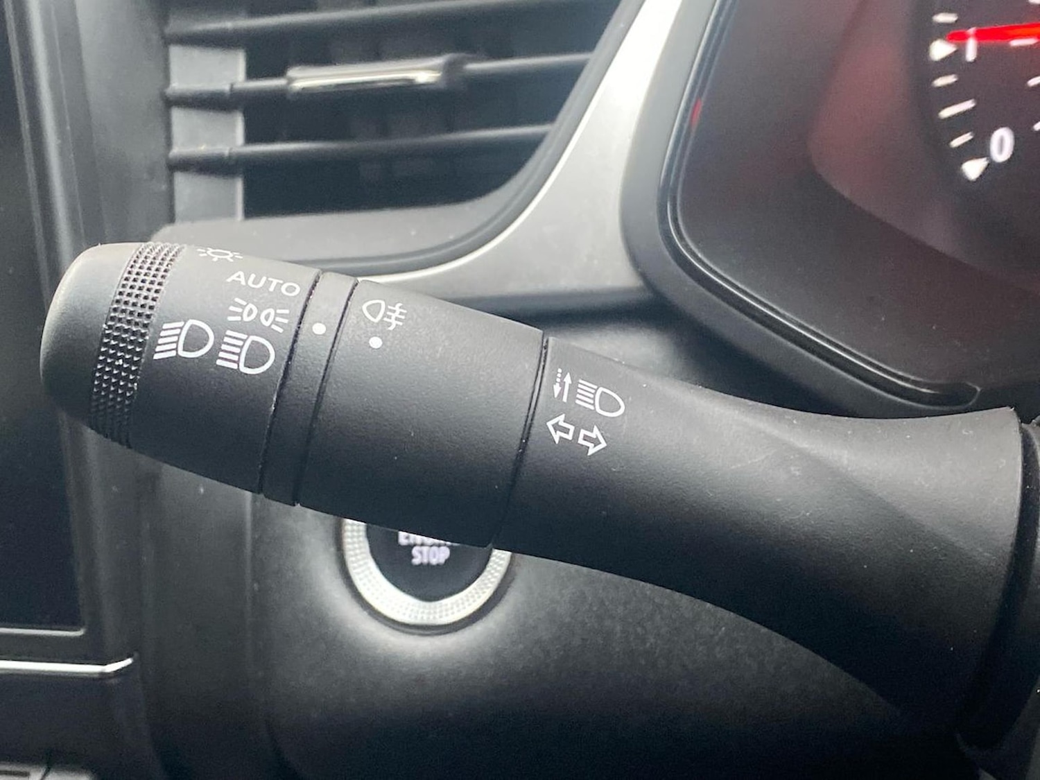 Used Renault Captur 2024 for sale - 76497217: Photo 29