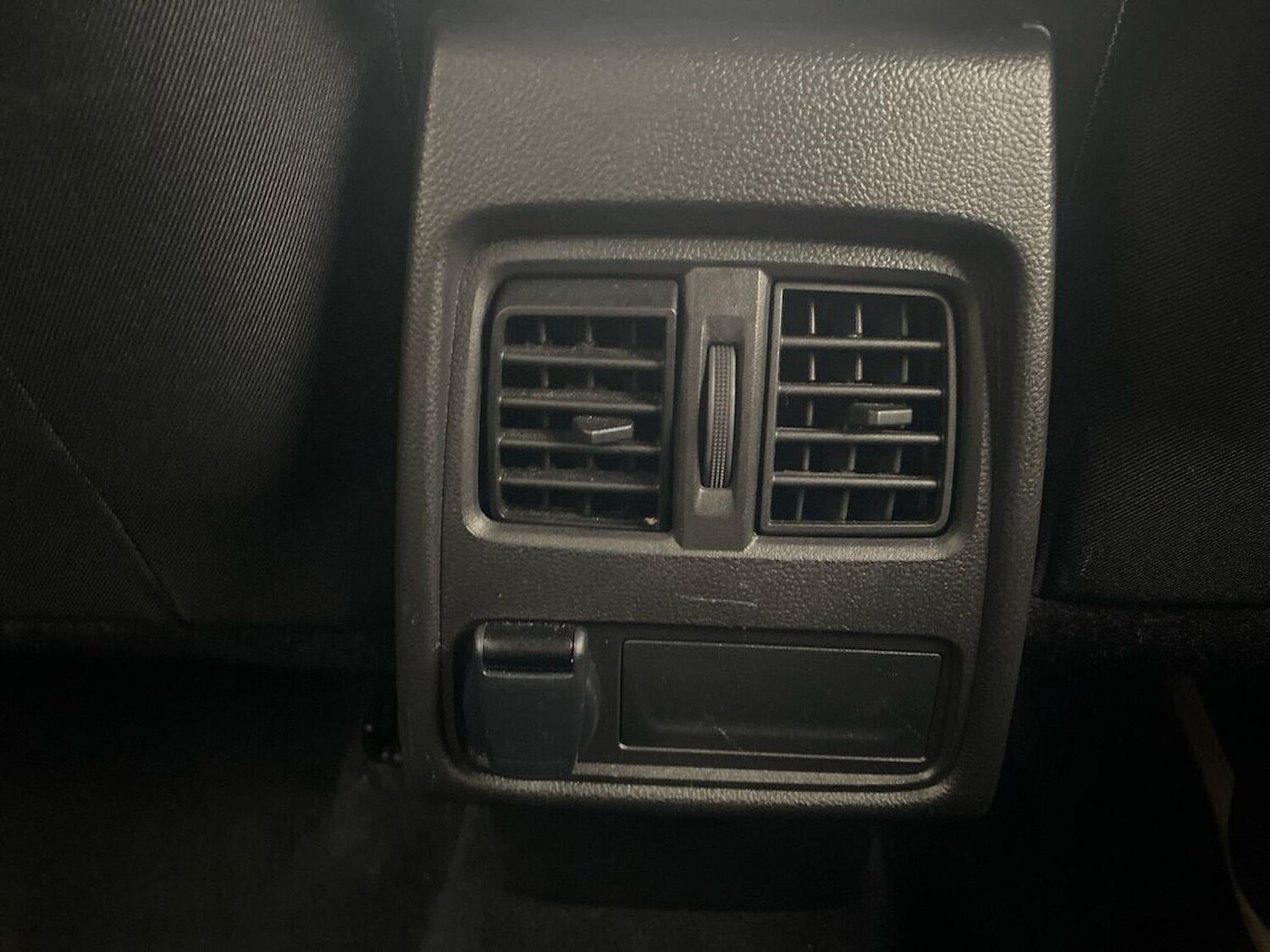 Used Renault Captur 2024 for sale - 76497217: Photo 40