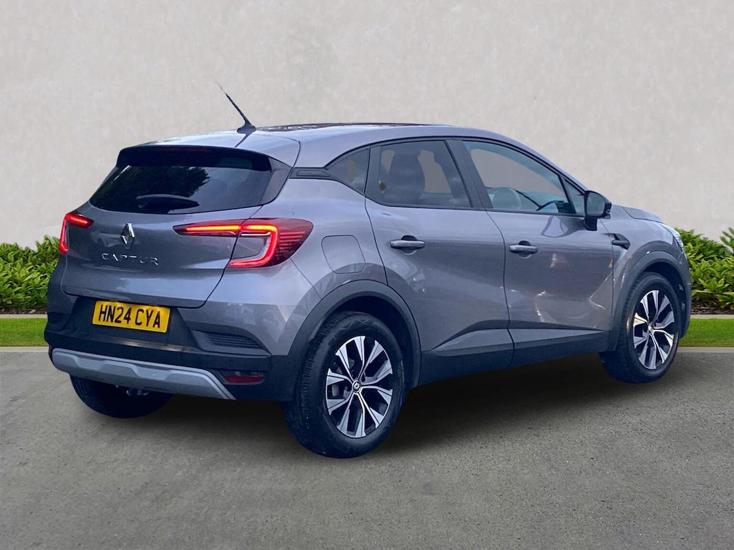 Used Renault Captur 2024 for sale - 76490567: Photo 18