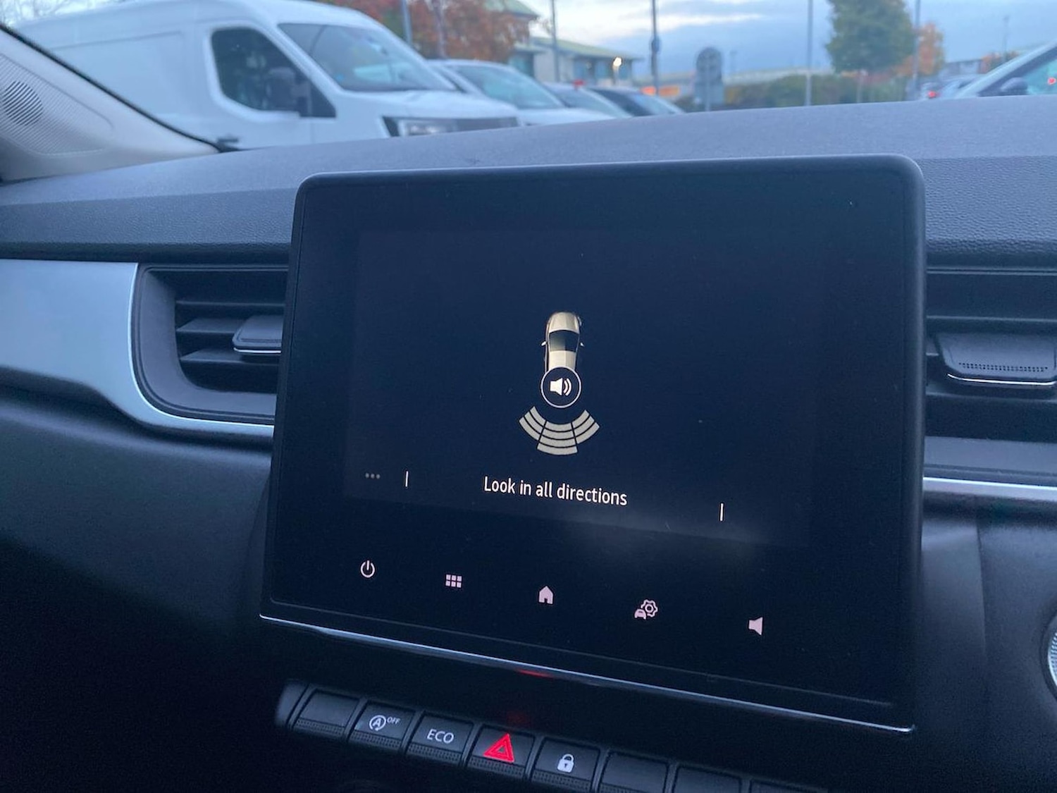 Used Renault Captur 2024 for sale - 76490567: Photo 23