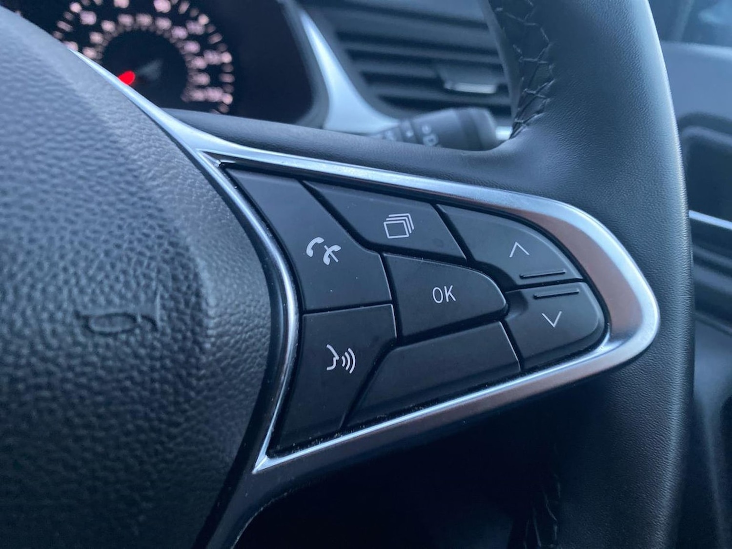 Used Renault Captur 2024 for sale - 76490567: Photo 26