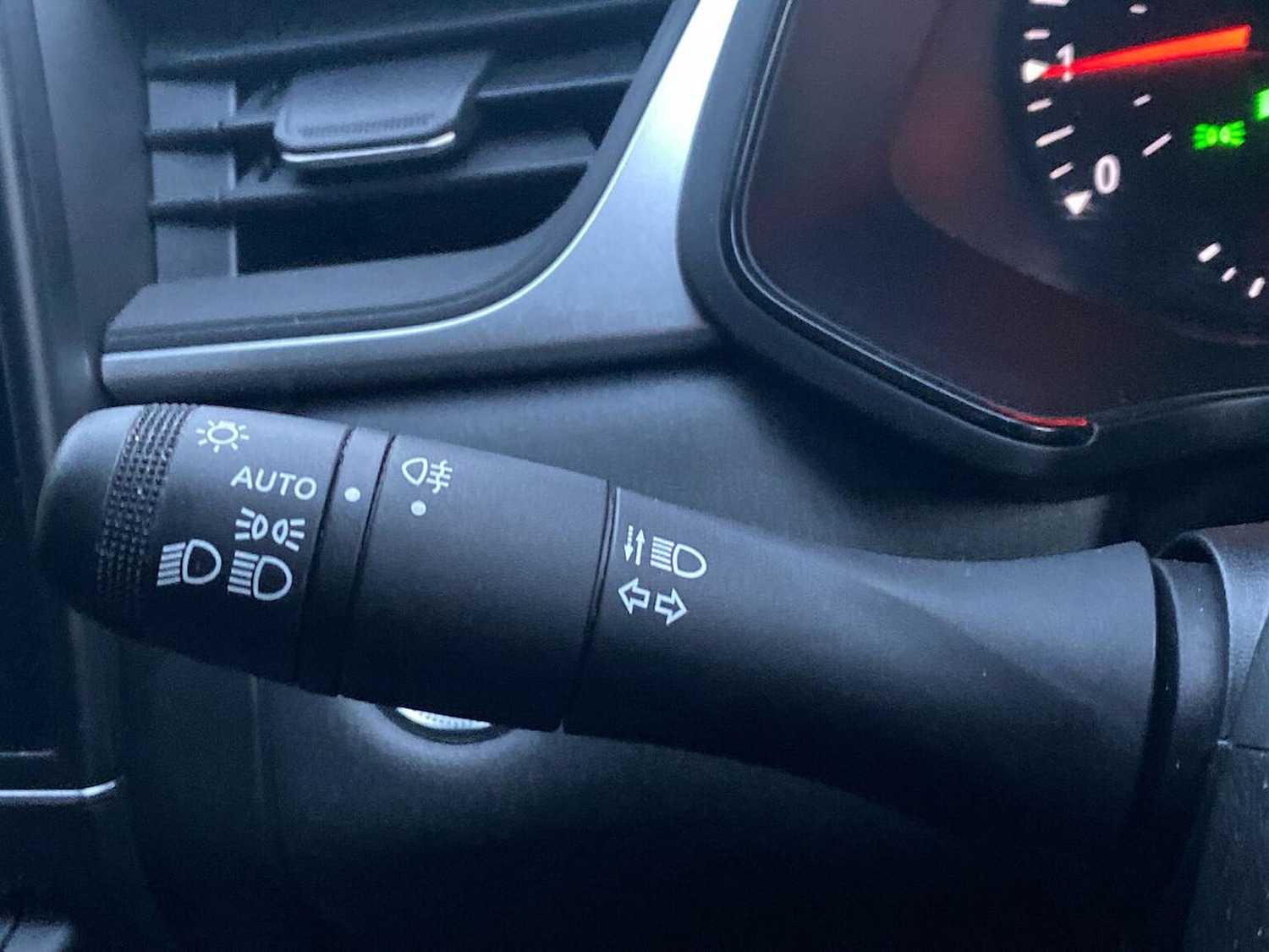 Used Renault Captur 2024 for sale - 76490567: Photo 29