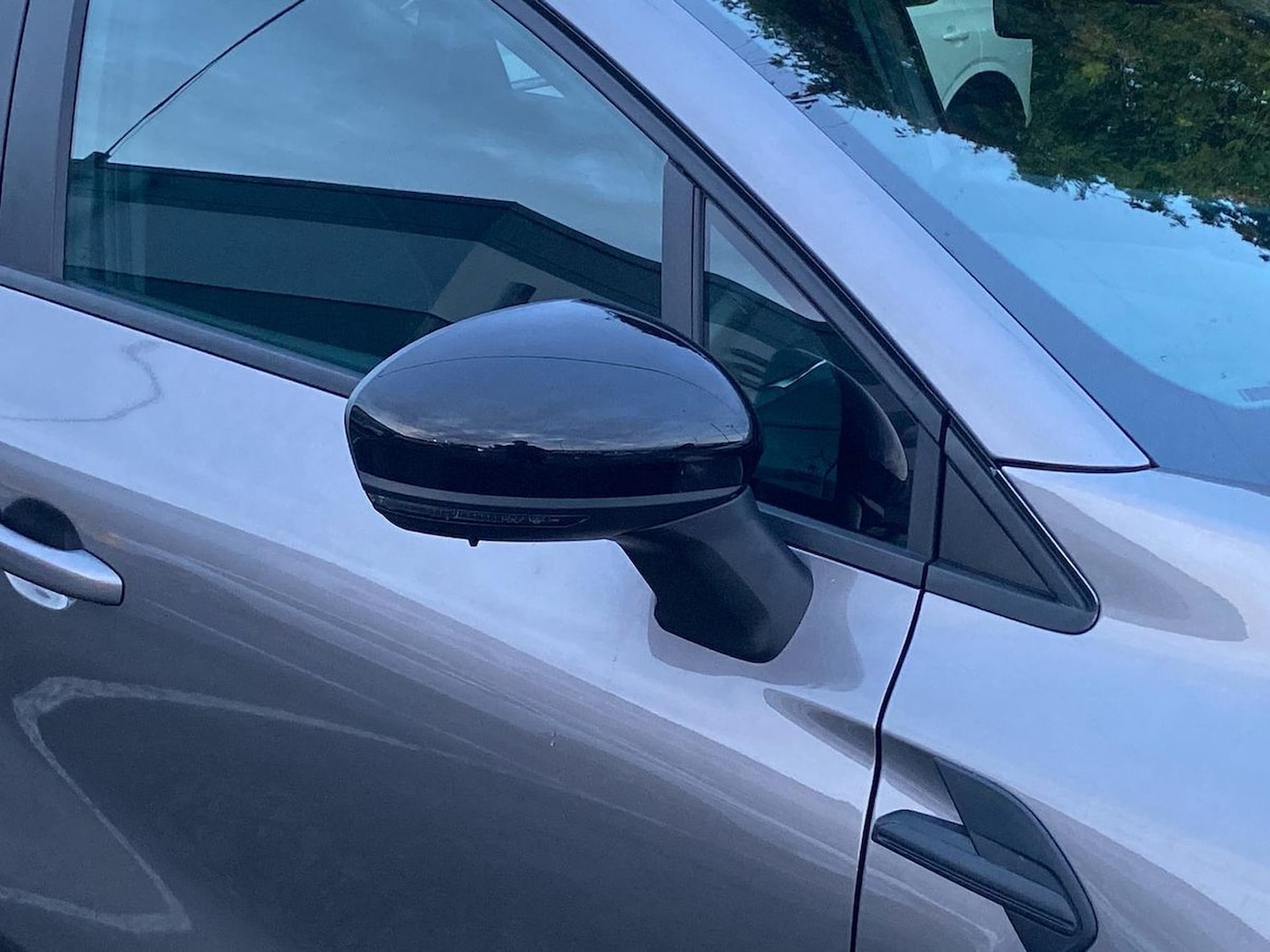 Used Renault Captur 2024 for sale - 76490567: Photo 38