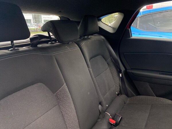 Used Renault Captur 2024 for sale - 76070295: Photo 16