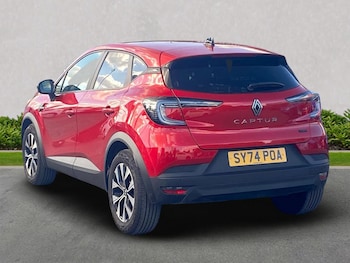 Used Renault Captur 2024 for sale - 76070295: Photo 2