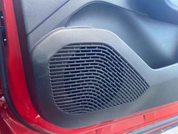 Used Renault Captur 2024 for sale - 76070295: Photo 31