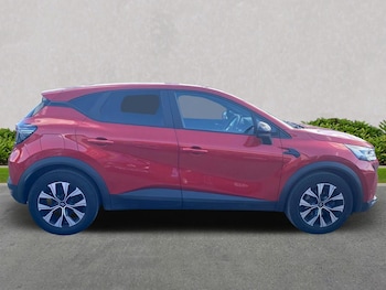 Used Renault Captur 2024 for sale - 76070295: Photo 3