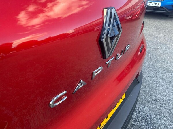 Used Renault Captur 2024 for sale - 76070295: Photo 43