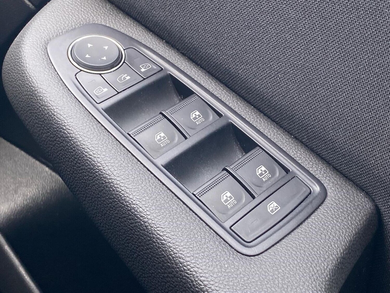 Used Renault Clio 2023 for sale - 78195819: Photo 21