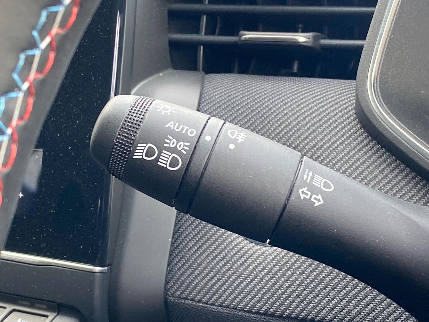 Used Renault Clio 2023 for sale - 78195819: Photo 29