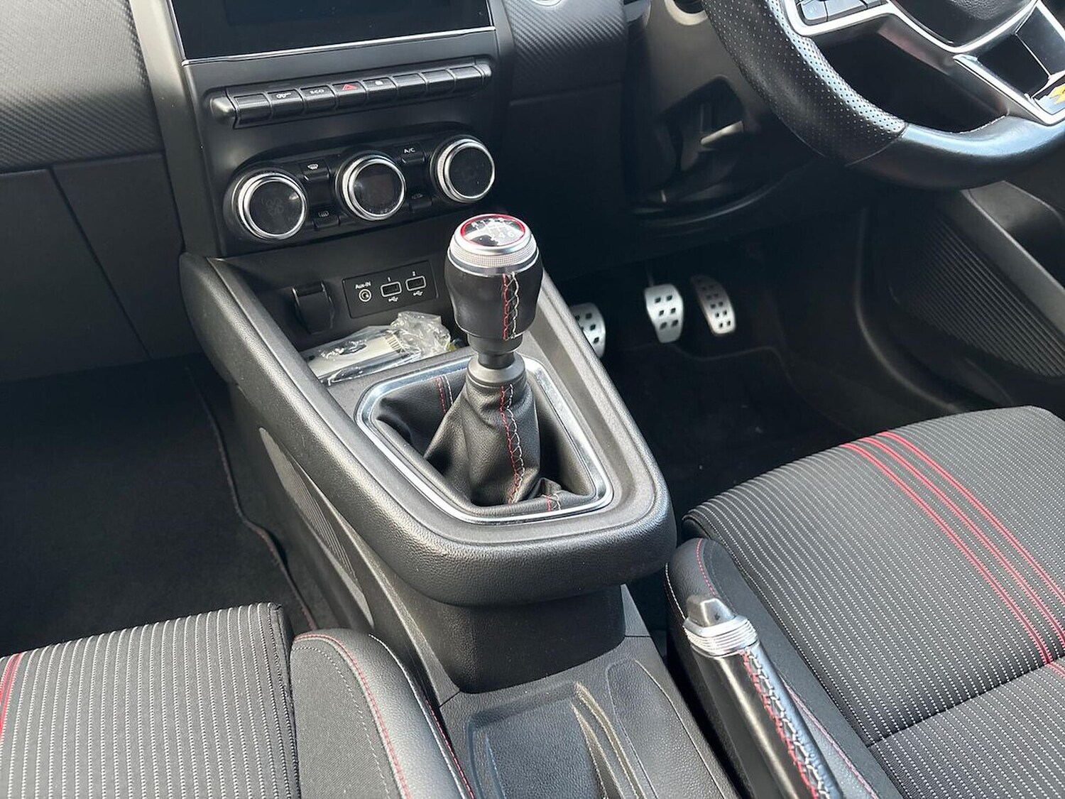 Used Renault Clio 2021 for sale - 76846064: Photo 13