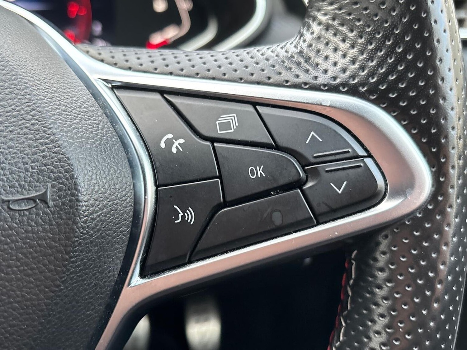 Used Renault Clio 2021 for sale - 76846064: Photo 26