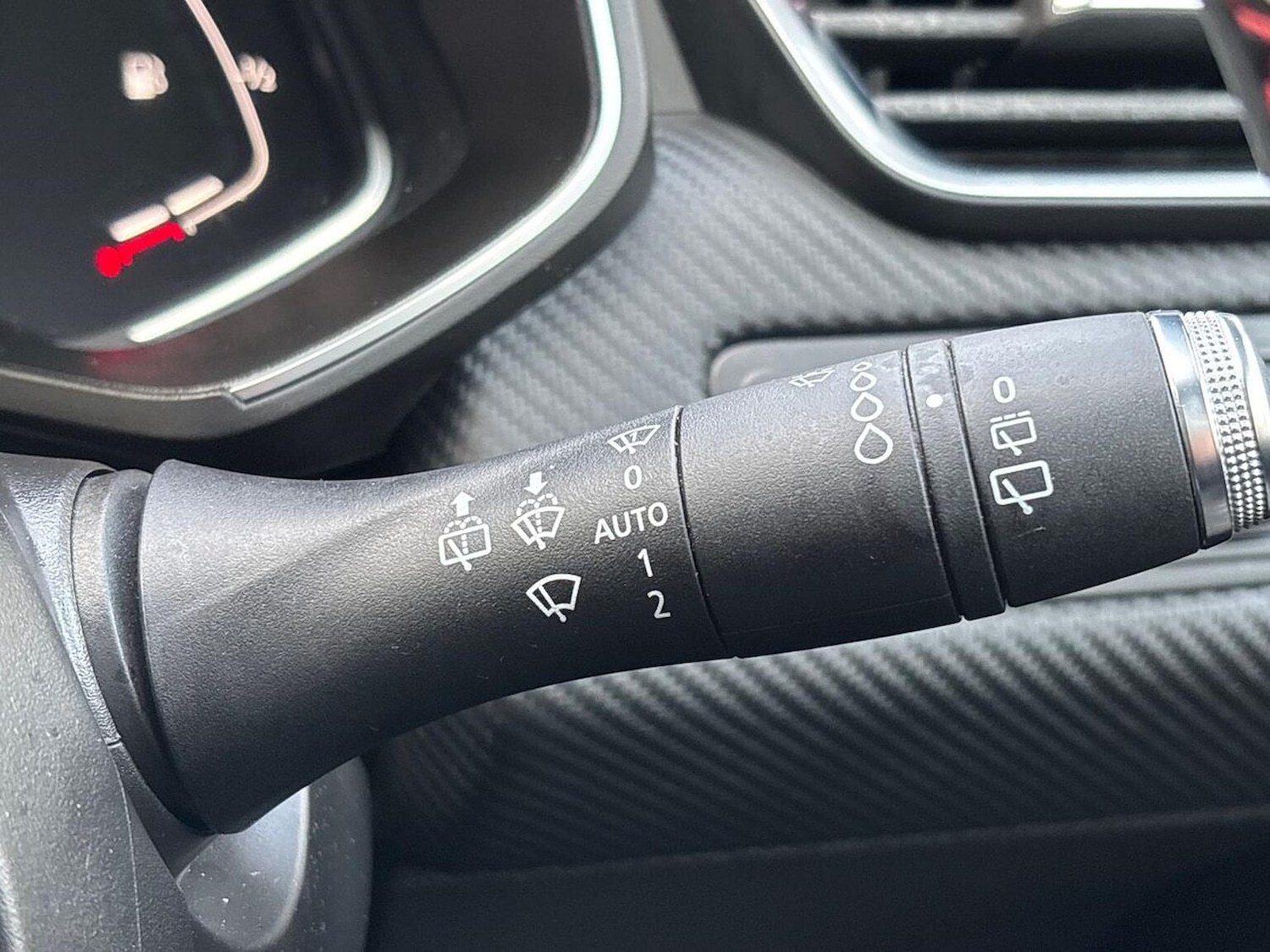 Used Renault Clio 2021 for sale - 76846064: Photo 28