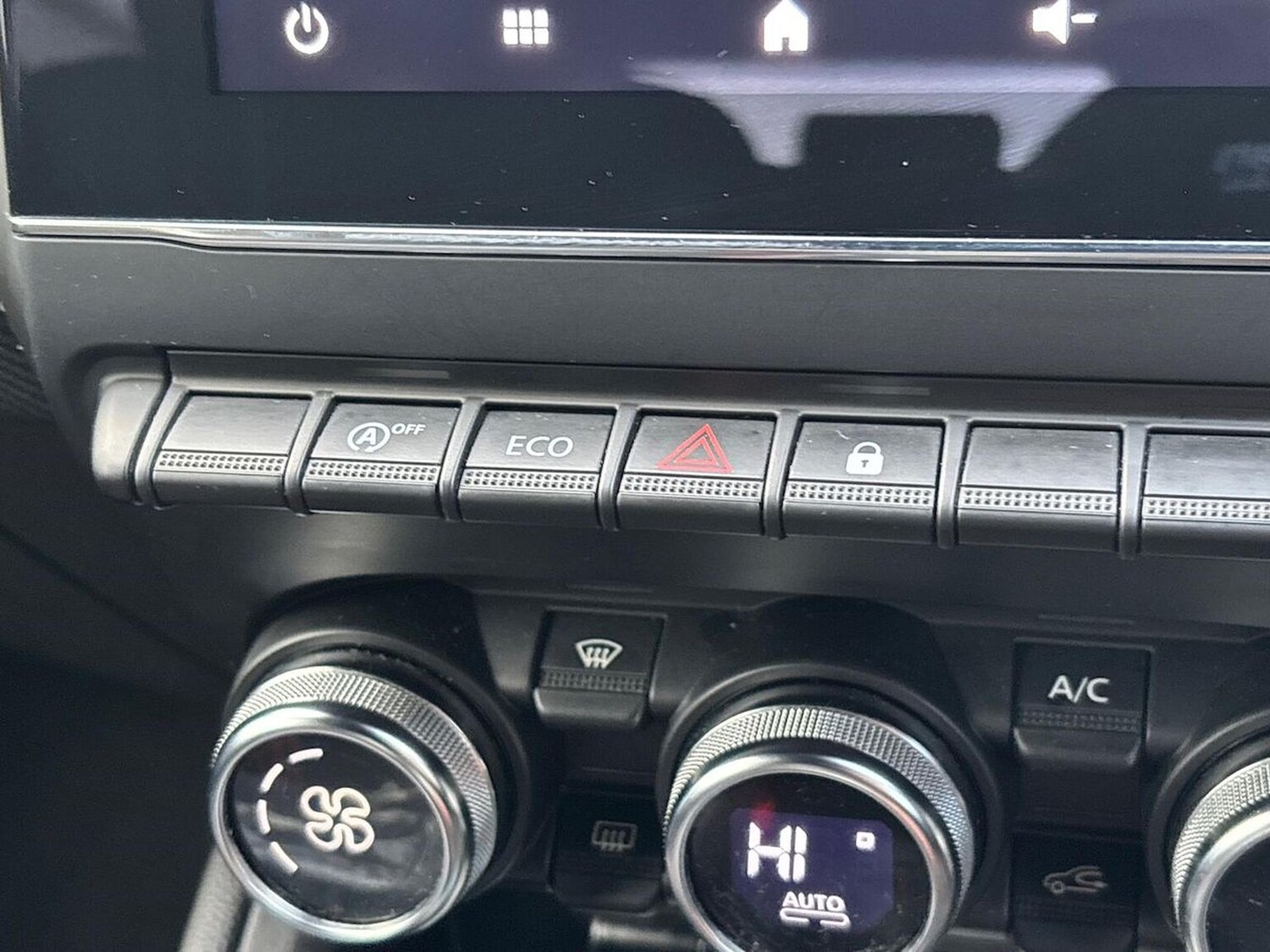 Used Renault Clio 2021 for sale - 76846064: Photo 43