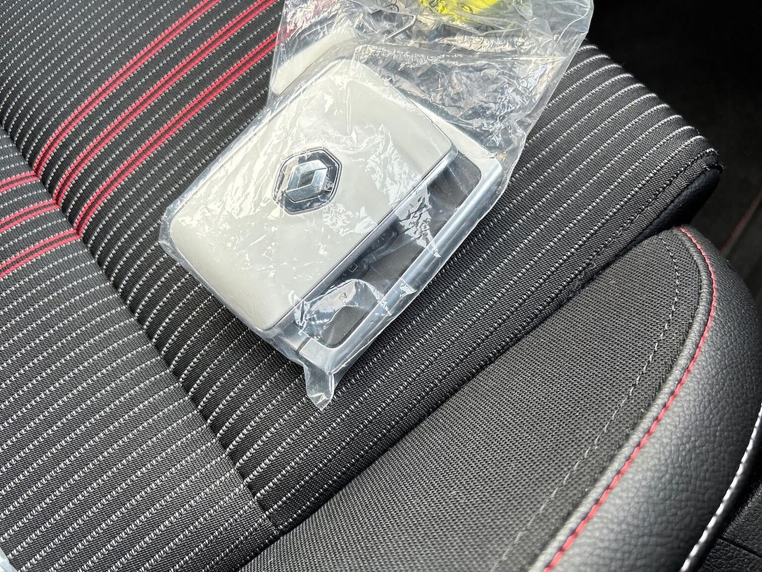 Used Renault Clio 2021 for sale - 76846064: Photo 44