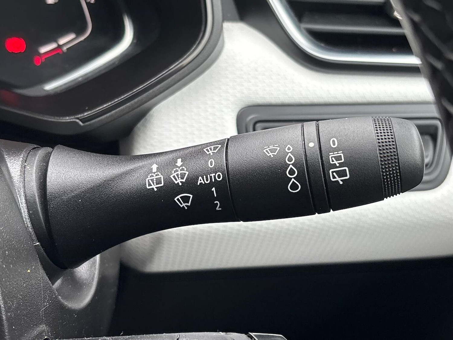 Used Renault Clio 2022 for sale - 76932270: Photo 28