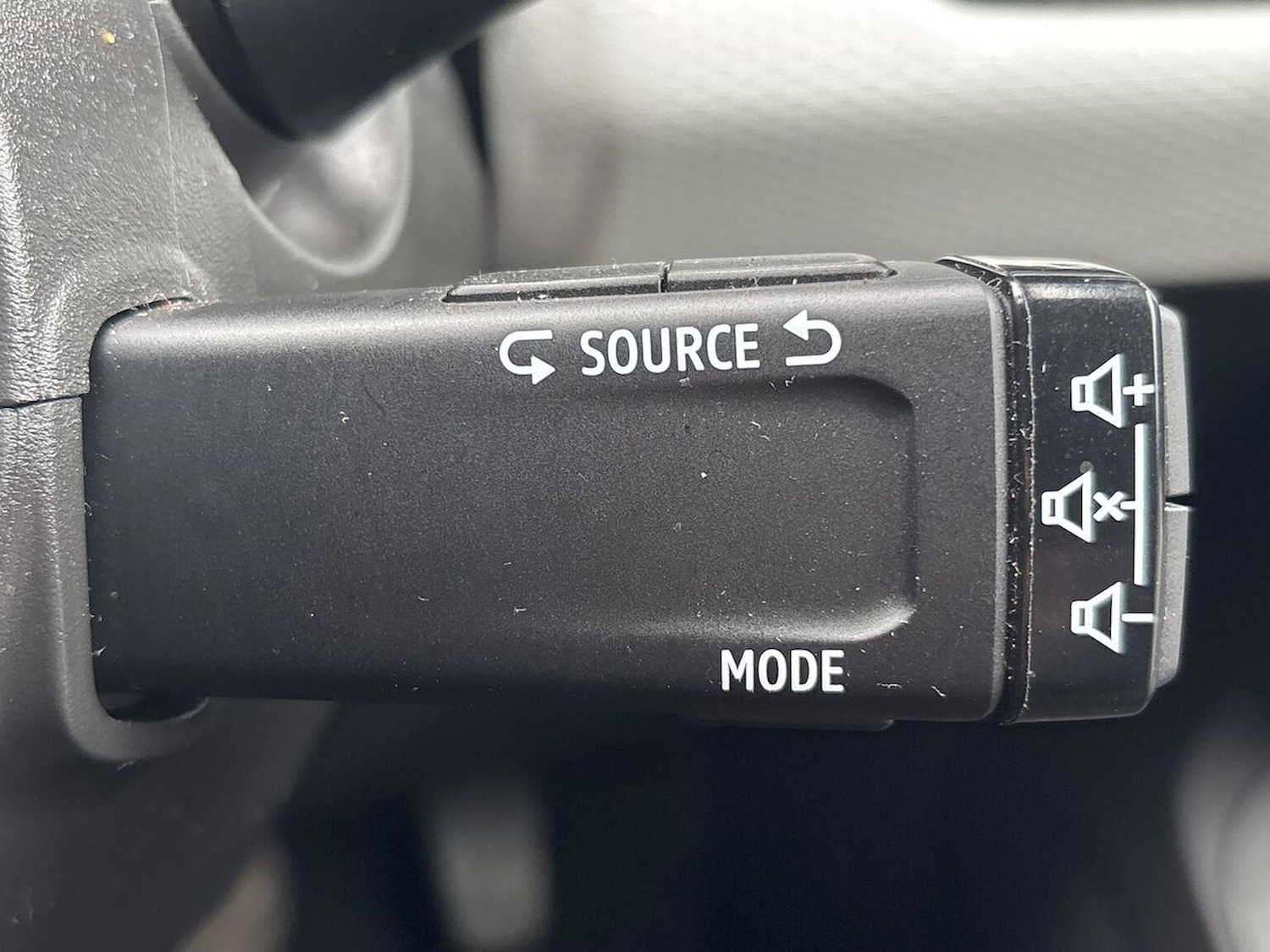 Used Renault Clio 2022 for sale - 76932270: Photo 44