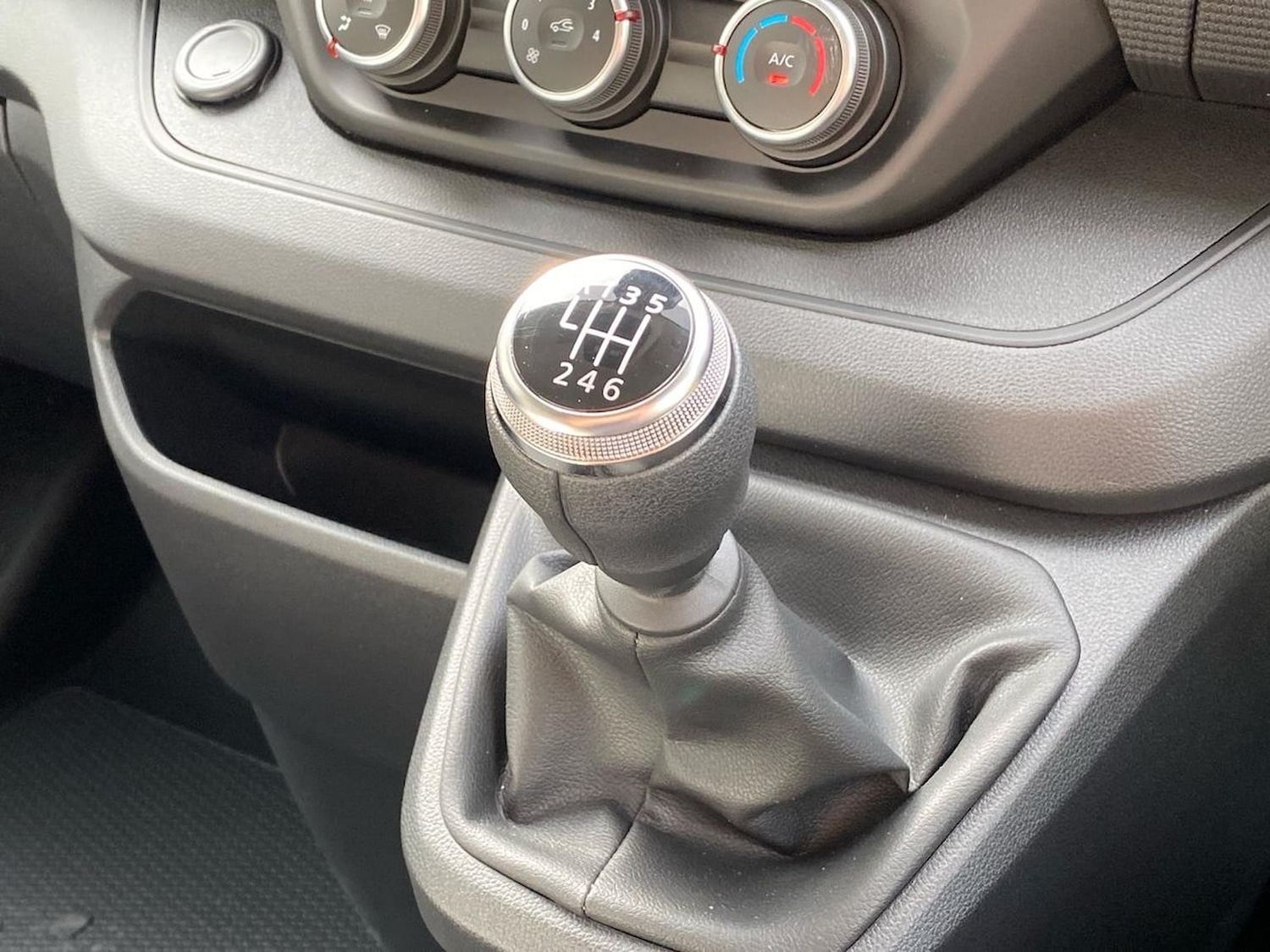 Used Renault Trafic 2025 for sale - 78195770: Photo 13