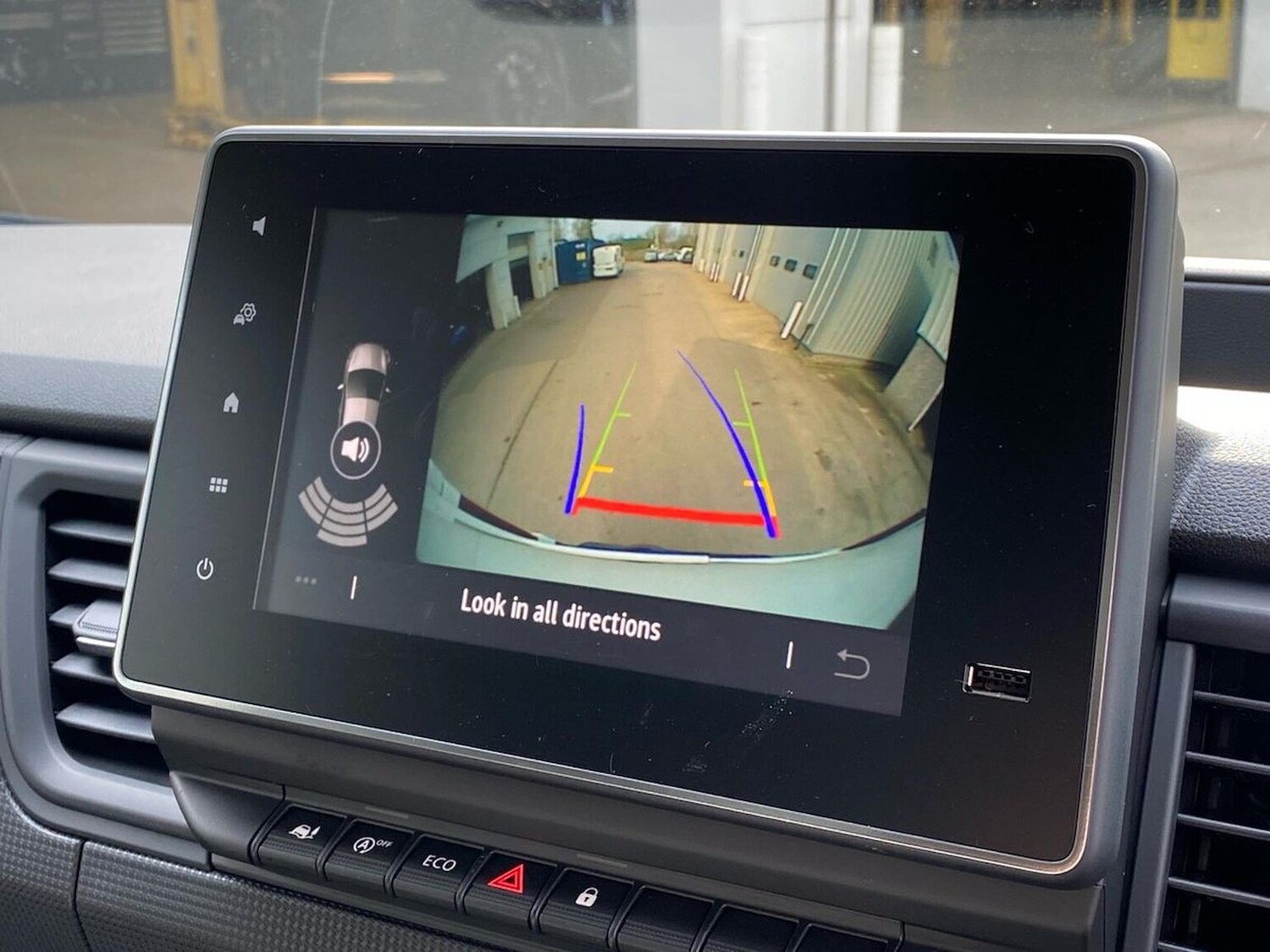 Used Renault Trafic 2025 for sale - 78195770: Photo 23