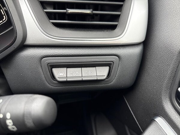 Used Renault Captur 2023 for sale - 76268299: Photo 22