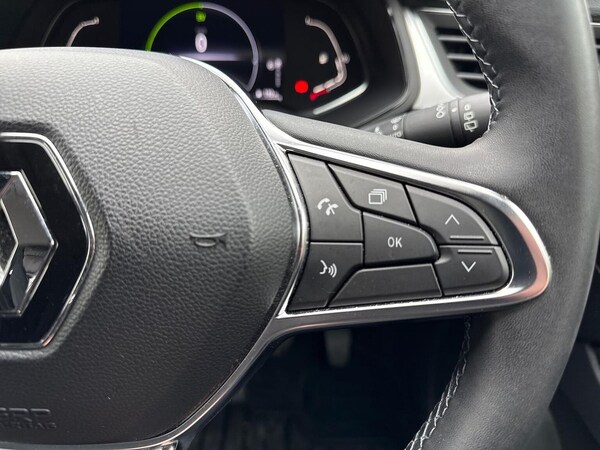 Used Renault Captur 2023 for sale - 76268299: Photo 27