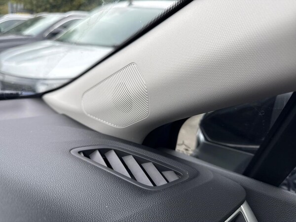 Used Renault Captur 2023 for sale - 76268299: Photo 31