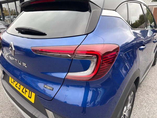 Used Renault Captur 2023 for sale - 76268299: Photo 36