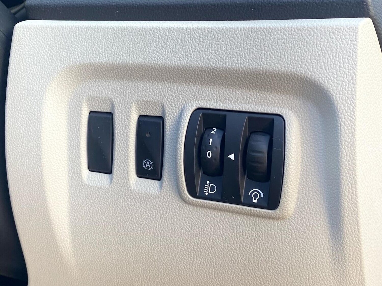 Used Renault Captur 2018 for sale - 78195680: Photo 22