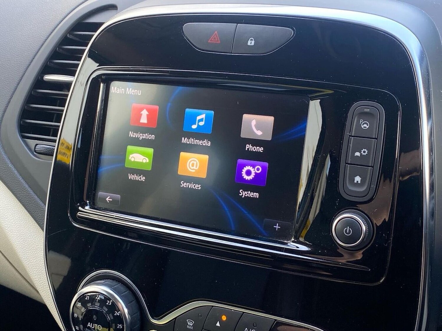 Used Renault Captur 2018 for sale - 78195680: Photo 25