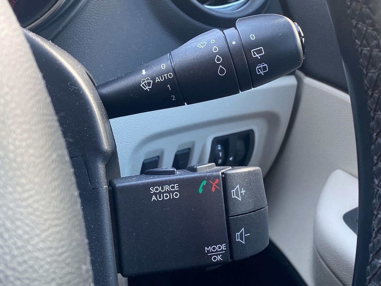 Used Renault Captur 2018 for sale - 78195680: Photo 28