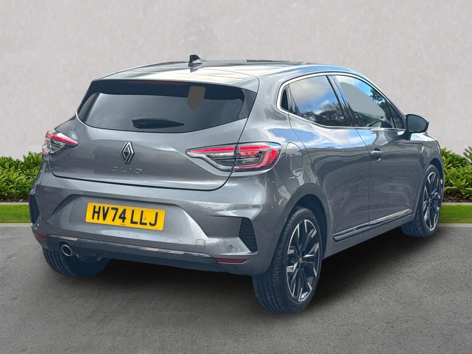 Used Renault Clio 2024 for sale - 76335180: Photo 18