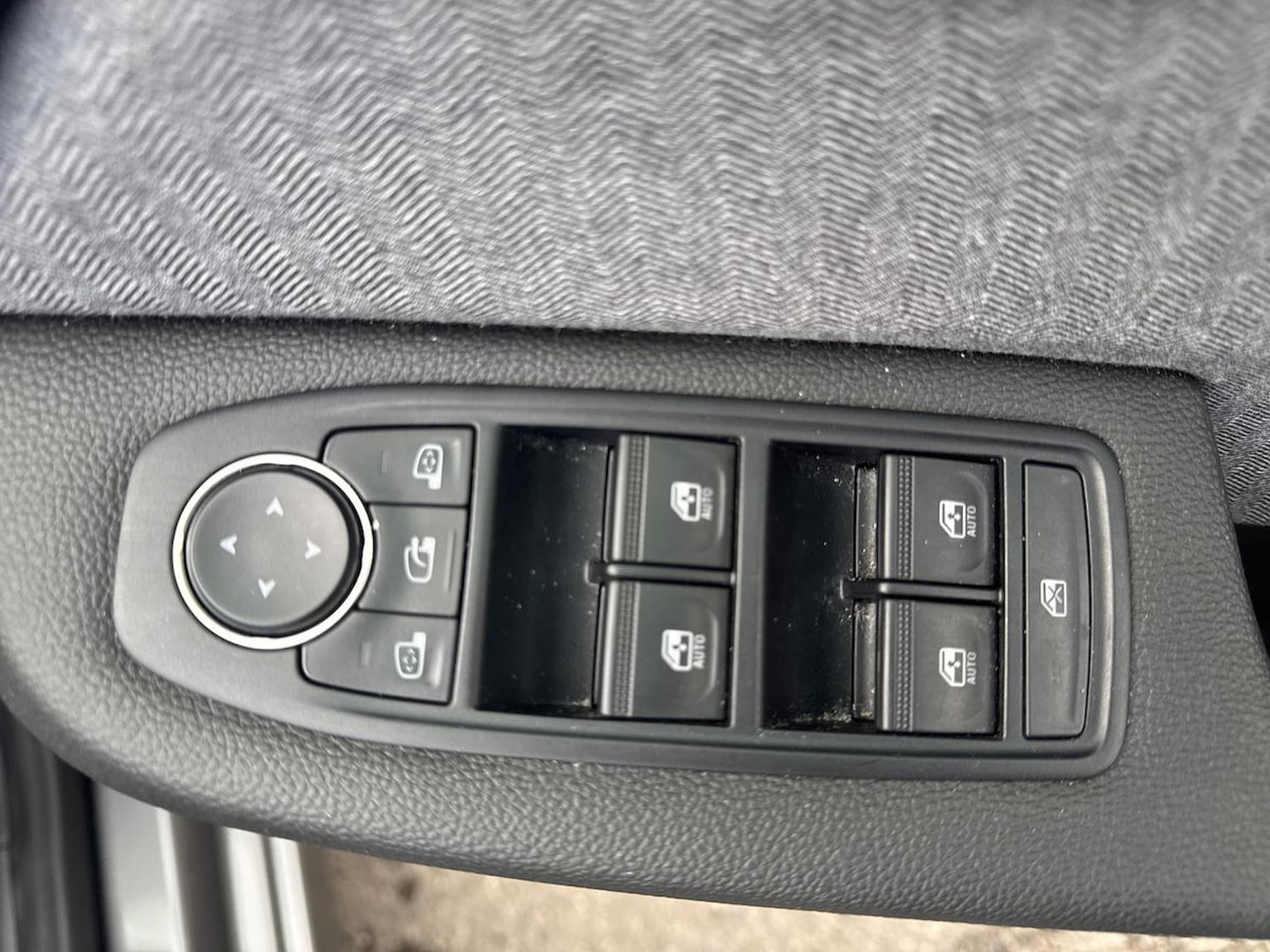 Used Renault Clio 2024 for sale - 76335180: Photo 21