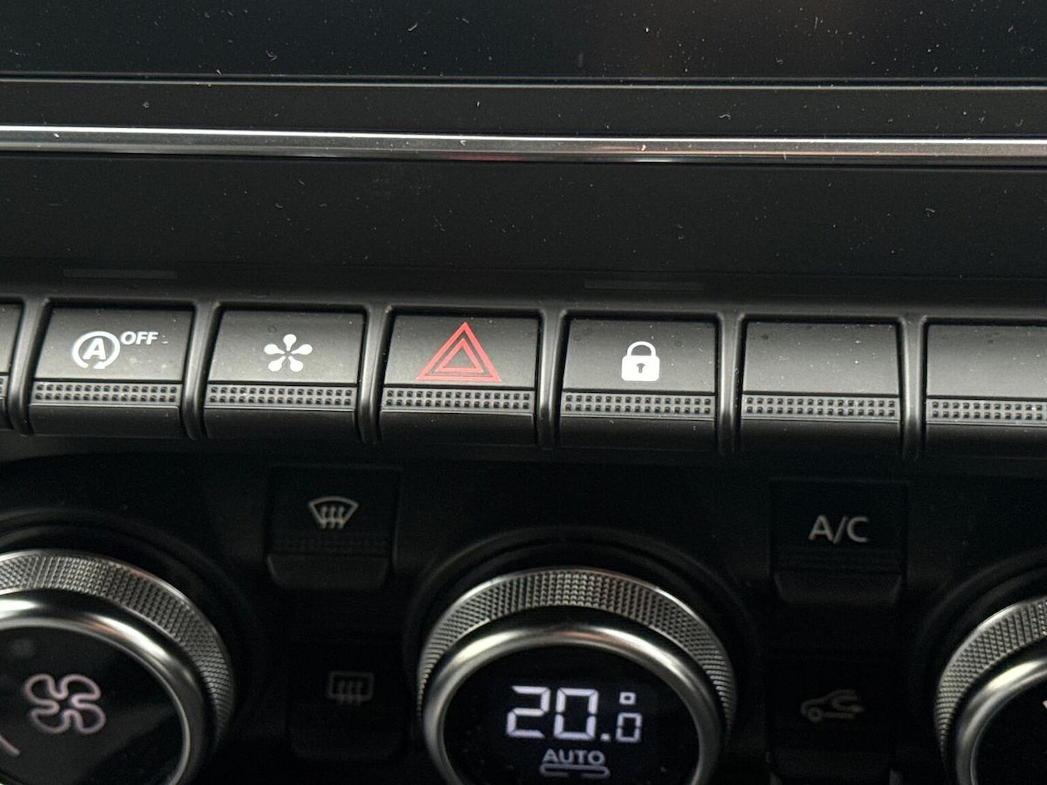 Used Renault Clio 2024 for sale - 76335180: Photo 22