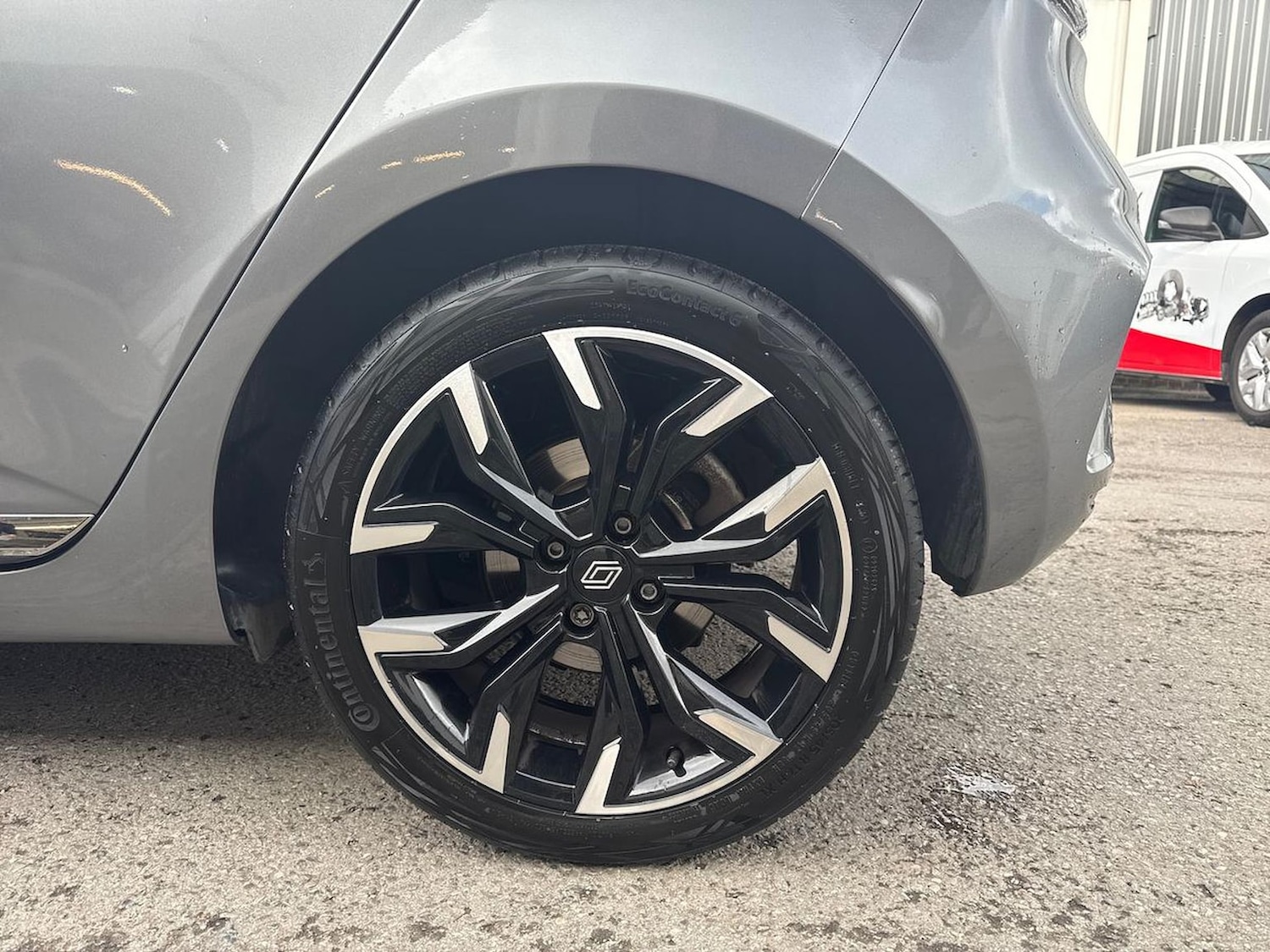 Used Renault Clio 2024 for sale - 76335180: Photo 6
