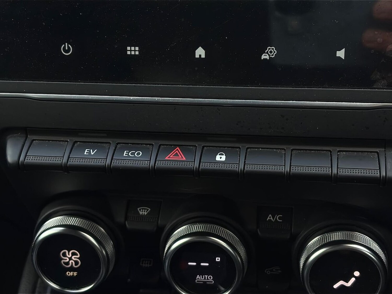 Used Renault Clio 2022 for sale - 76490570: Photo 22