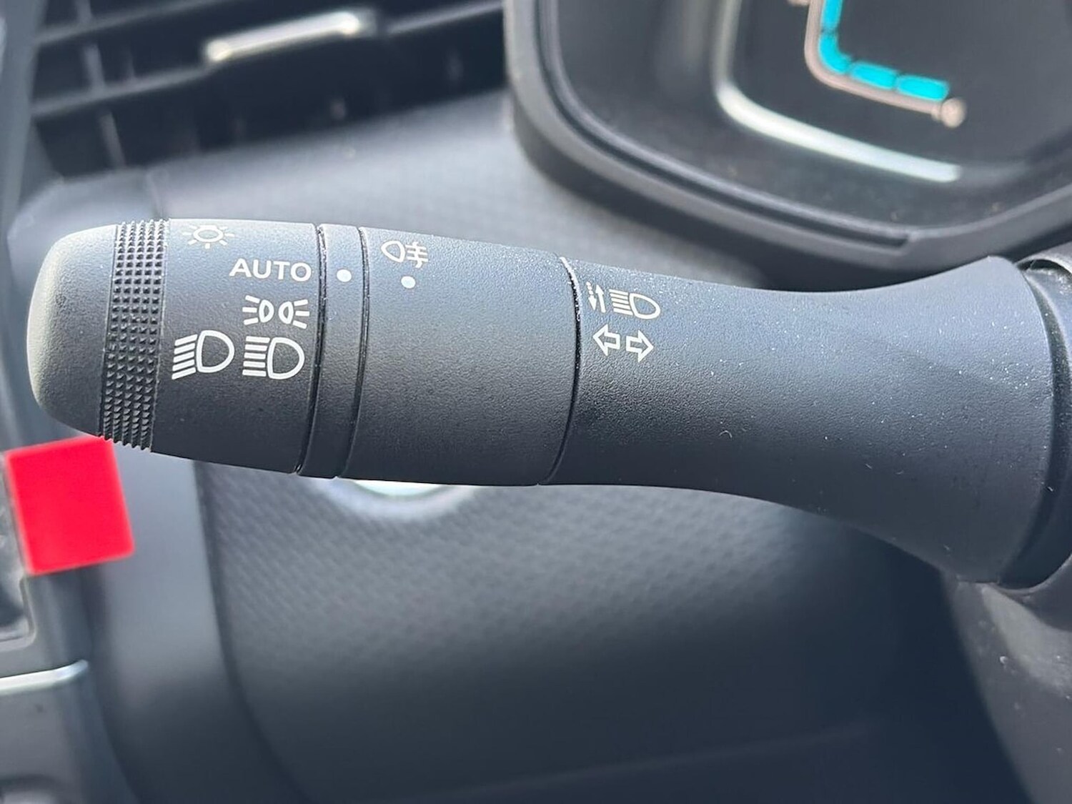 Used Renault Clio 2022 for sale - 76490570: Photo 29