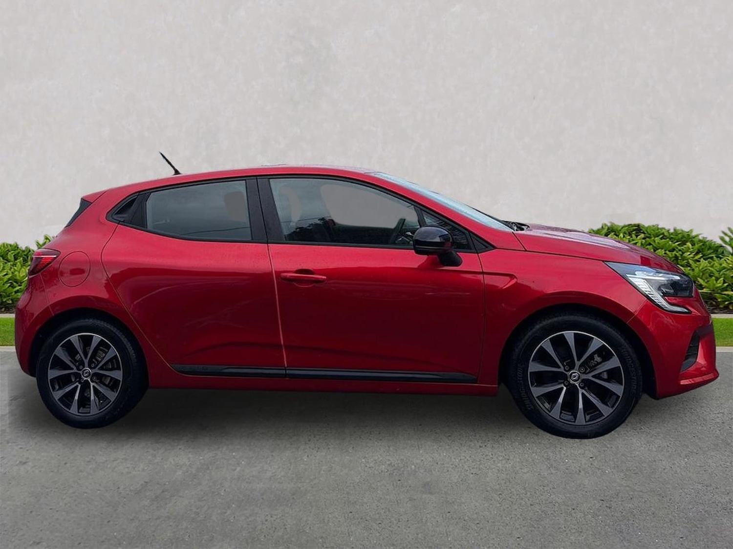 Used Renault Clio 2022 for sale - 76490570: Photo 3