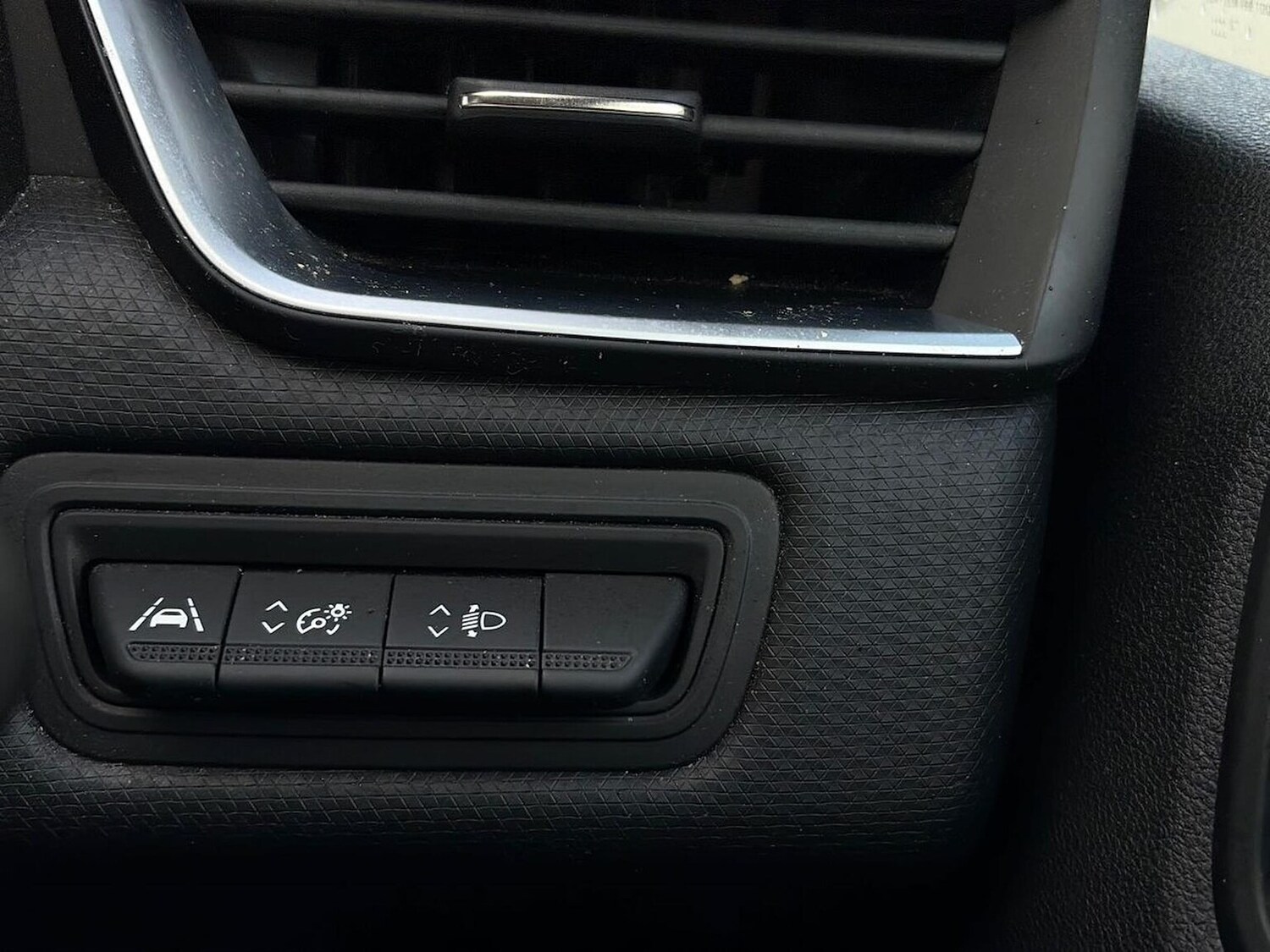 Used Renault Clio 2022 for sale - 76490570: Photo 45