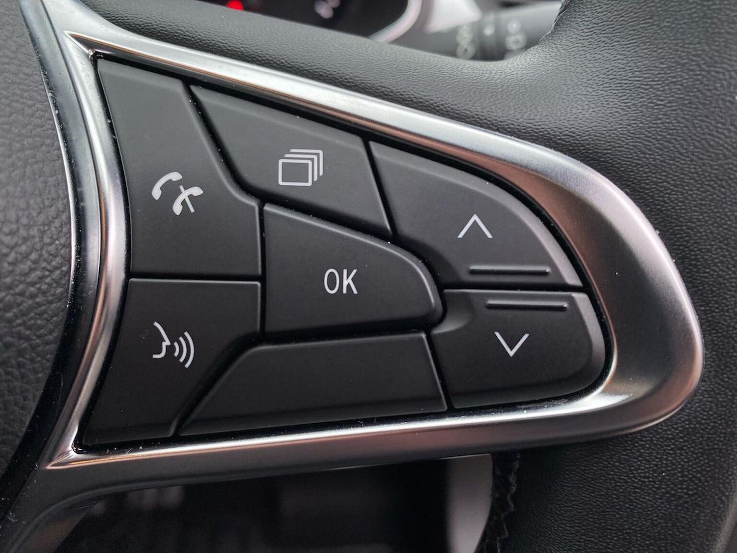 Used Renault Captur 2020 for sale - 77059804: Photo 28