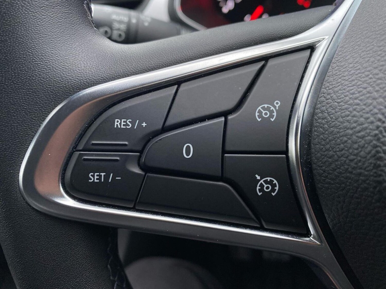 Used Renault Captur 2020 for sale - 77059804: Photo 29