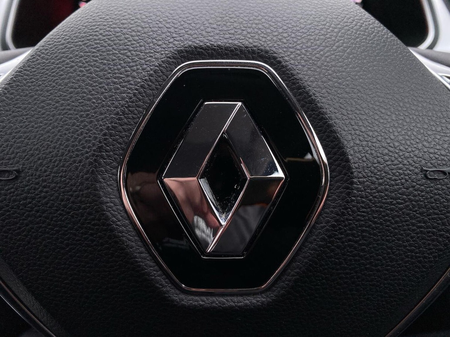 Used Renault Captur 2020 for sale - 77059804: Photo 35