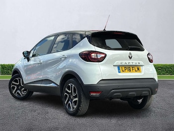 Used Renault Captur 2018 for sale - 79054400: Photo
