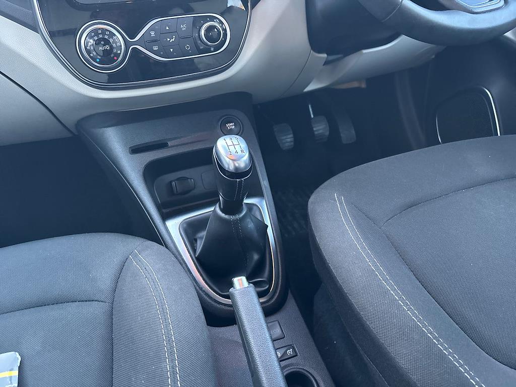 Used Renault Captur 2019 for sale - 76741220: Photo 13