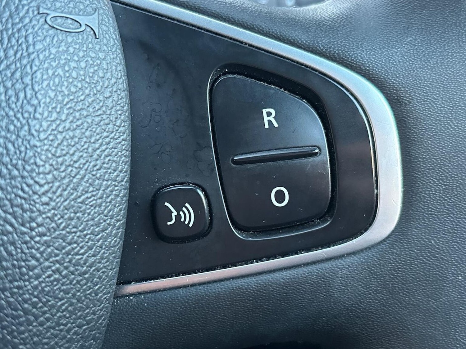 Used Renault Captur 2019 for sale - 76741220: Photo 26