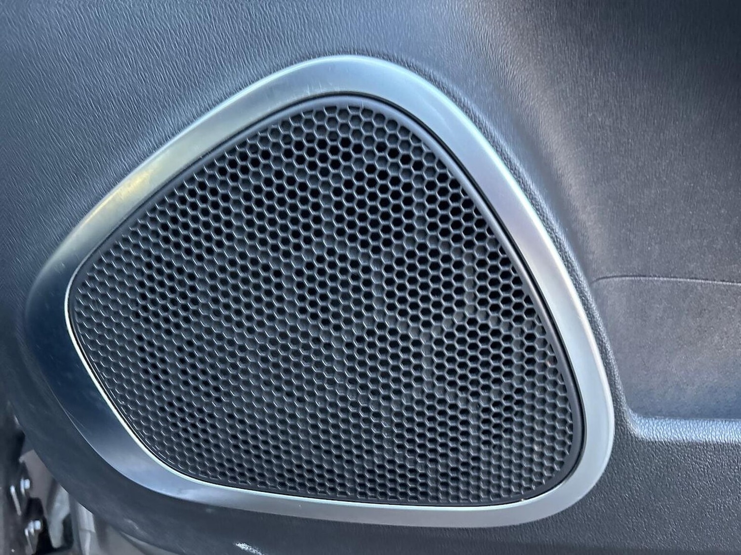 Used Renault Captur 2019 for sale - 76741220: Photo 31