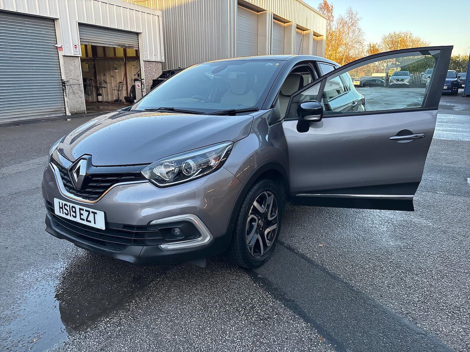 Used Renault Captur 2019 for sale - 76741220: Photo 40