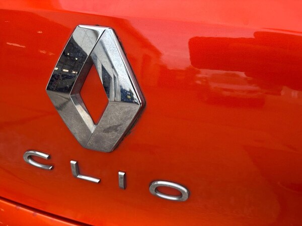 Used Renault Clio 2020 for sale - 76198410: Photo 35