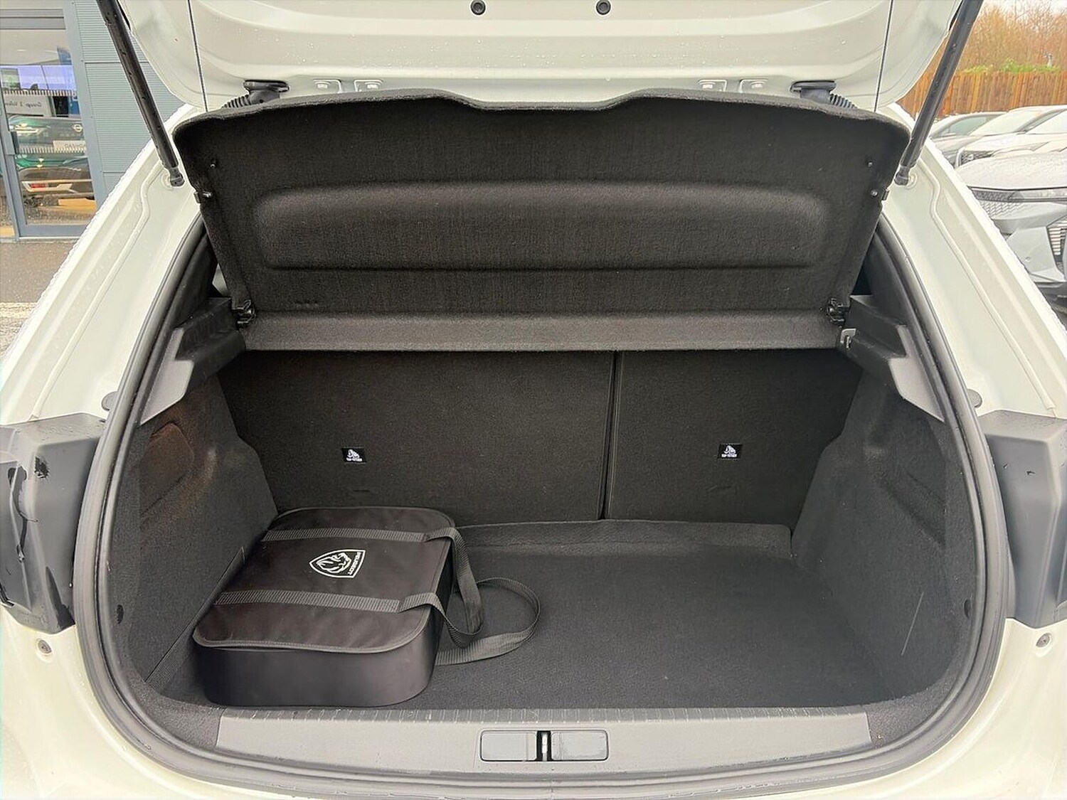 Used Peugeot 208 2022 for sale - 77008324: Photo 19