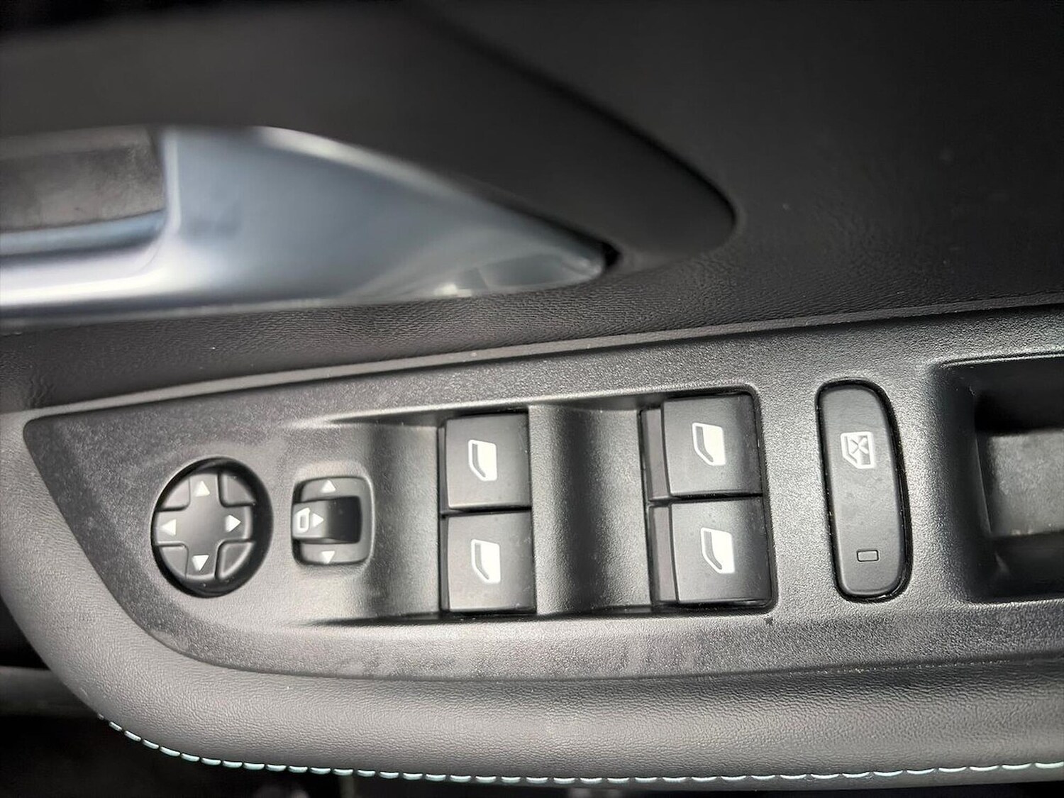 Used Peugeot 208 2022 for sale - 77008324: Photo 23