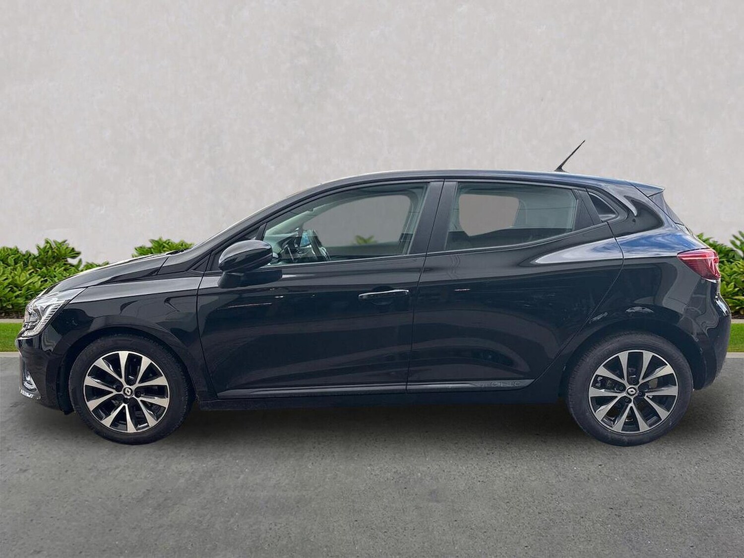 Used Renault Clio 2021 for sale - 76335184: Photo 19